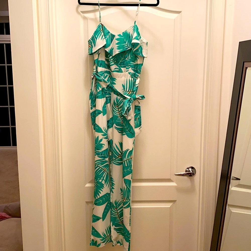 Beautiful tropical palm print jumper